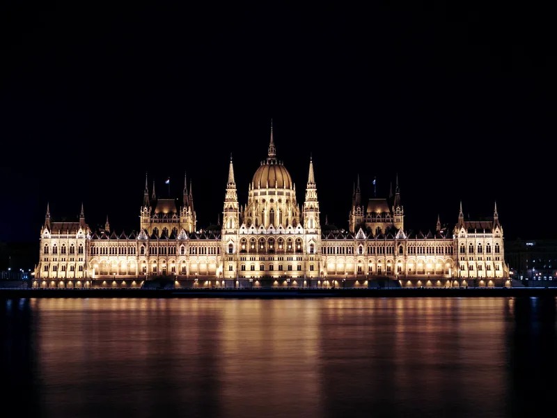 Noi reguli în Parlamentul de la Budapesta. FOTO: Facebook