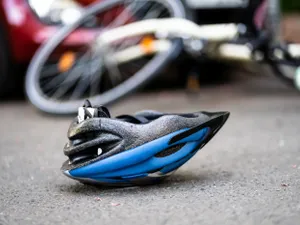 Accident fatal în Dâmbovița. Un șofer beat, care a omorât un biciclist cu mașina și a fugit, reținut - Foto: Profimedia images -  Caracter ilustrativ