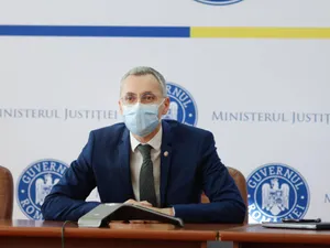 Stelian Ion îi dă cu tifla lui Orban: admite că a modificat legile Justiției fără consultări/FOTO: Facebook/Stelian Ion