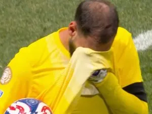 Accidentare-horror pentru Musiala în PSG - Bayern. Colegii și adversarii, îngroziți de cum arăta piciorul starului german. Vezi filmul accidentării