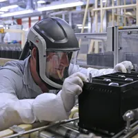 Europa de Est a ajuns furnizorul de baterii electrice pentru industria auto din UE - Foto: varta-automotive.com (fotografie ilustrativă)