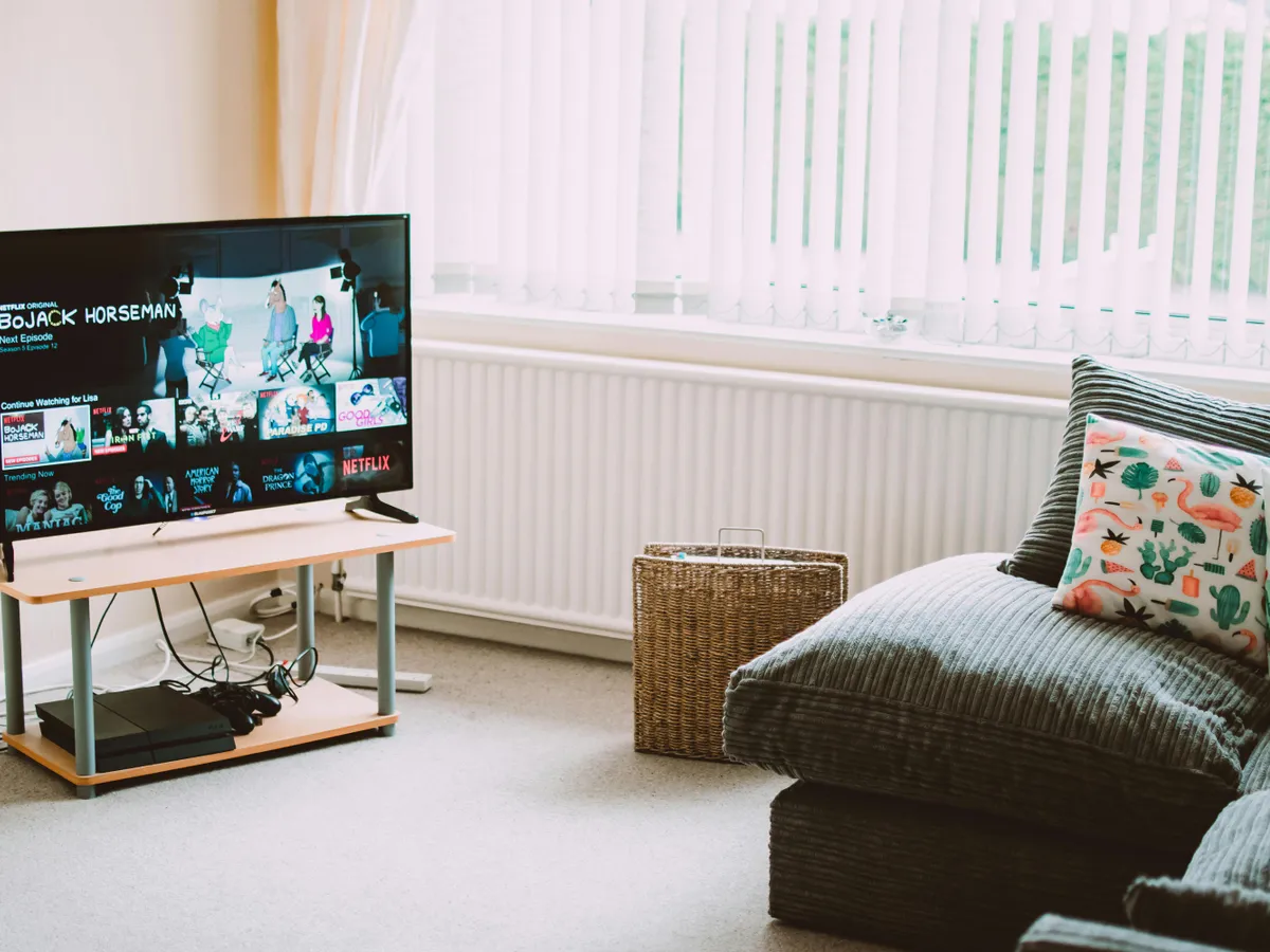 Cele 70 de tipuri de televizoare pe care nu mai poți vedea Netflix. Pe unele ai dat bani buni Foto: Pexels (fotografie cu caracter ilustrativ)