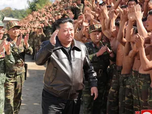 Kim Jong-Un acordă nord-coreenilor privilegii rare pentru a tempera furia familiilor soldaților morți în războiul din Ucraina