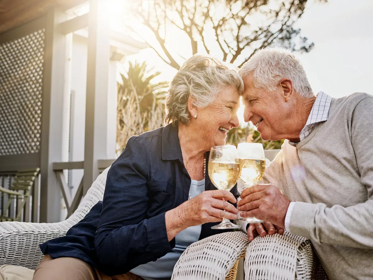 Pensionari îndrăgostiți - Foto: Freepik (Imagine cu rol ilustrativ)