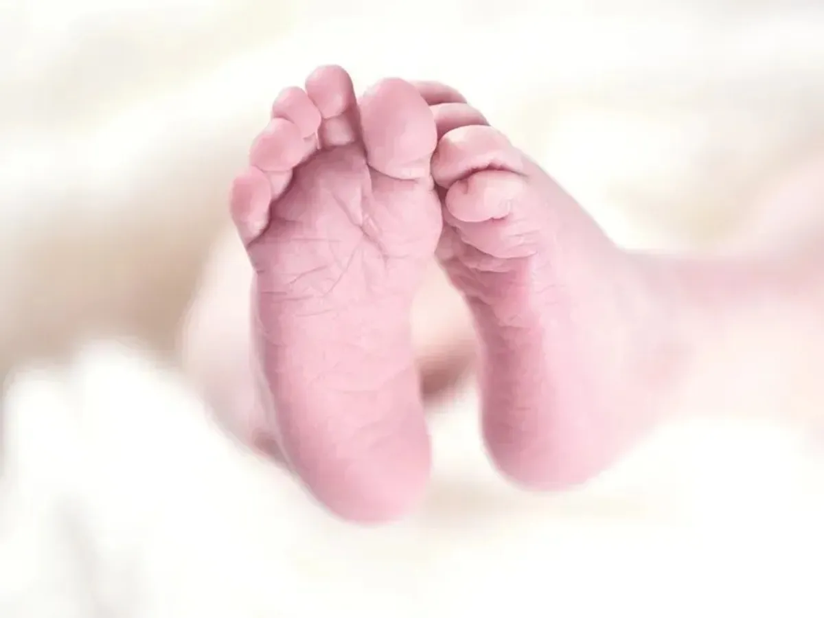 Tragedie, la Maternitatea Polizu. Un nou-născut prematur a murit de la o infecție. Ce fac autoritățile?