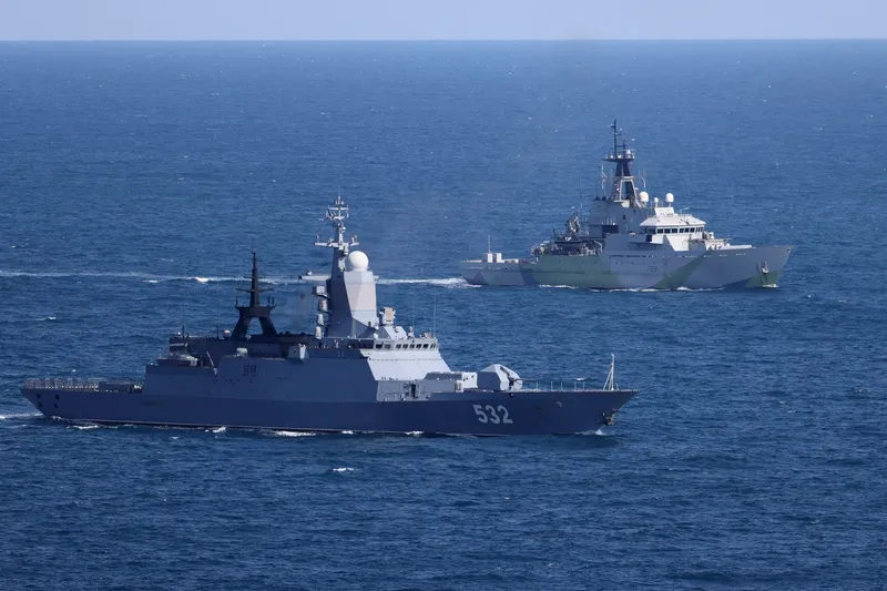 Marea Britanie au  confruntat navele rusești pe mare, &icirc;mpiedic&acirc;ndu-le să finalizeze o operațiune -  Foto: Profimedia Images (imagine cu  rol ilustrativ)
