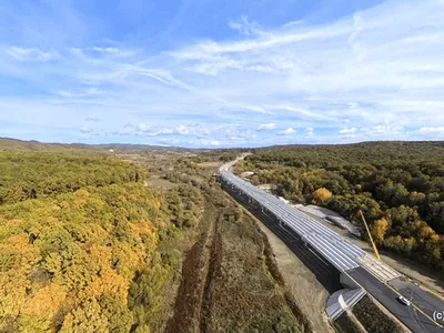 Autostrada cu tuneluri din vestul României, tot mai aproape de finalizare. Cum se lucrează pe șantierul așteptat din 2017