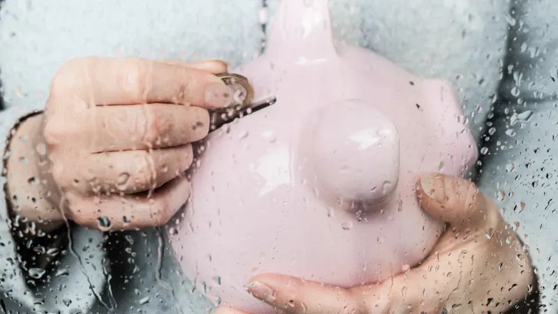 Mamele minore vor primi 700 de lei/lună bursă de la stat. Banii se pot cumula și cu alte venituri Foto: Profimedia Images (fotografie cu caracter ilustrativ)