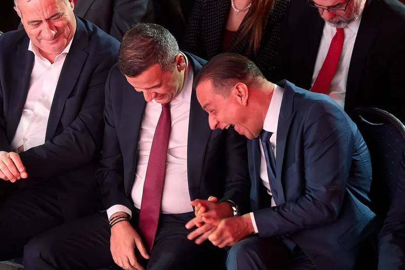 Sorin Grindeanu, la lansarea candidaturii la Primăria Generală a lui Daniel Băluţă - Foto: Profimedia Images