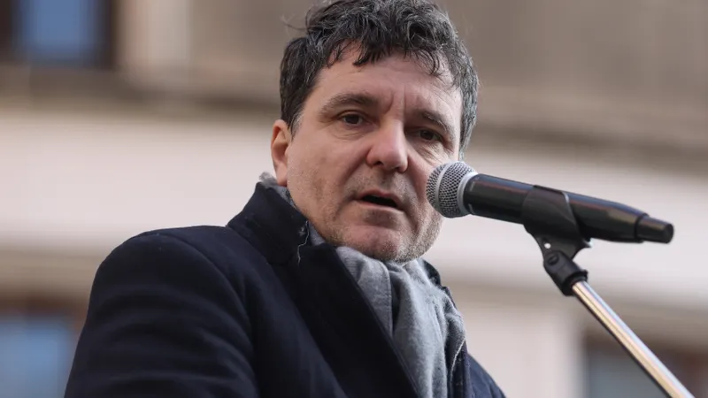 Ce crede Nicuşor Dan despre susţinerea PNL, USR şi PMP - Foto: INQUAM PHOTOS / Sabin Cirstoveanu