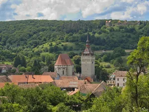 Legenda satului din Transilvania unde uriașii se „jucau” cu oamenii. Cum încercau să se apere de ei - Foto: Profimedia Images/ Imagine cu caracter ilustrativ