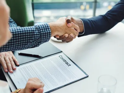 Contract de angajare - Foto: freepik (rol ilustrativ)