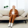 Pensionar așteptând indemnizația - Foto: Freepik