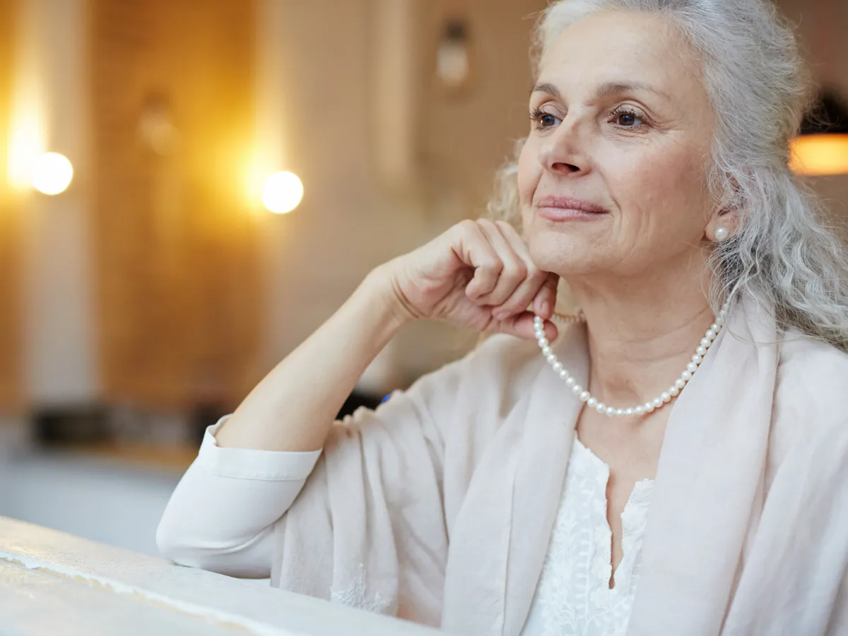 Pensionară la pensie - Foto: Freepik