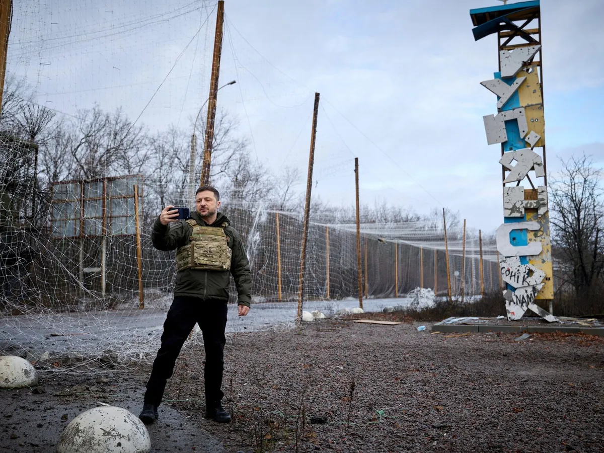 Zelenski la Kupiansk, după ce Putin a declarat că a cucerit orașul - Foto: Profimedia Images