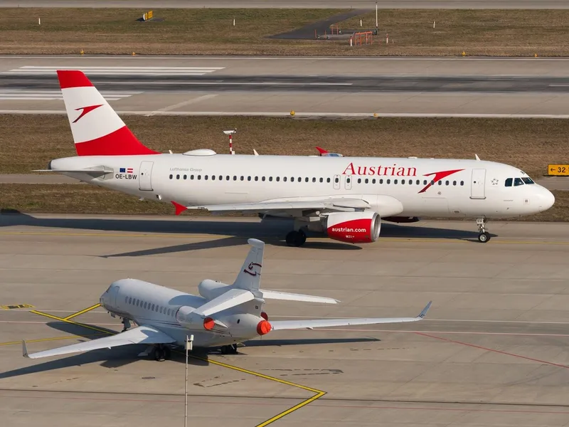 Austrian Airlines a fost nevoită să anuleze sâmbătă 52 din cele 360 de zboruri programate în Europa - Foto: Profimedia Images