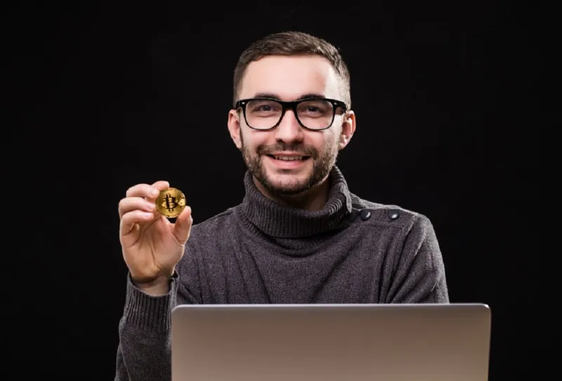 Bitcoin - Foto: freepik (rol ilustrativ)