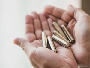 La UM Cugir se anchetează in rem infracţiunea de distrugere din culpă - Foto: Freepik/CC0