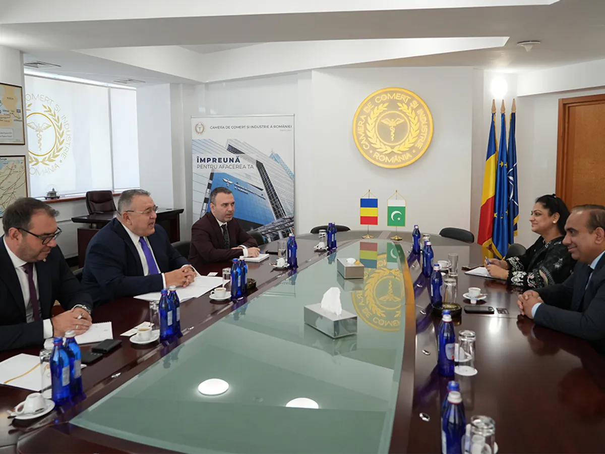 Președintele CCIR, Mihai Daraban, a avut o întâlnire oficială cu E.S. Ilyas Mehmood Nizami, Ambasadorul Republicii Islamice Pakistan în România Foto: CCIR