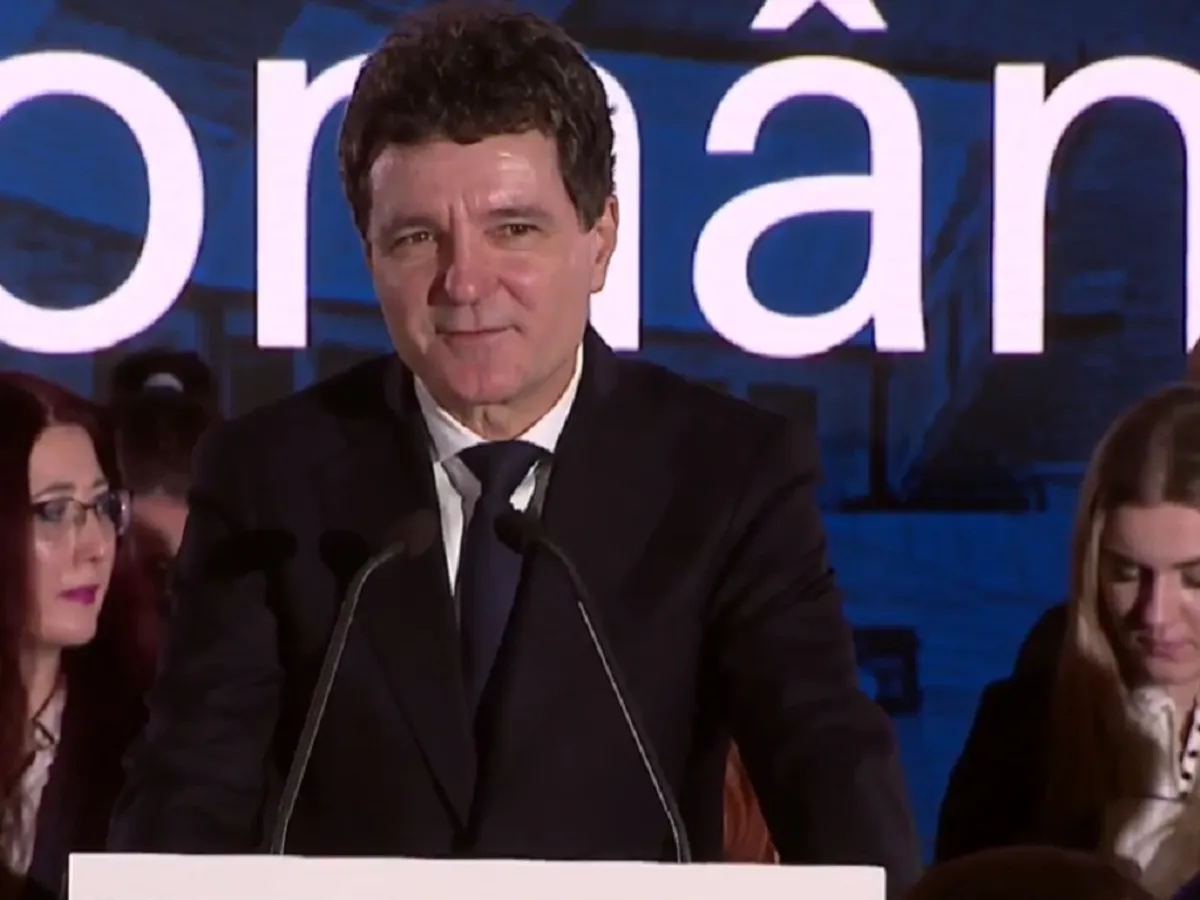 Nicușor Dan, la lansarea lui Cătălin Drulă - Foto: Captură video USR