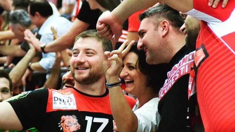 Dan Savenco, căpitanul echipei de handbal Dinamo Foto: Facebook