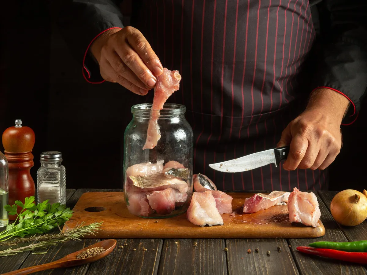 Carne în borcane - Foto: Freepik (Imagine cu rol ilustartiv)