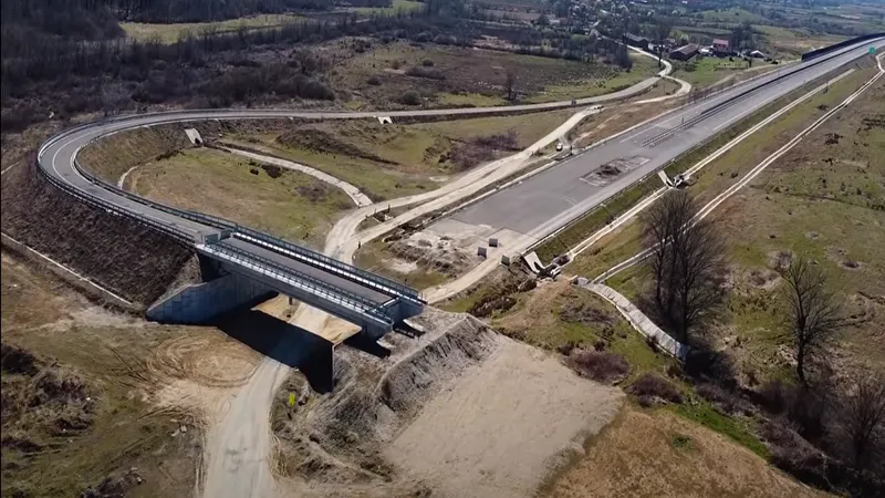 VIDEO România face un tunel de 2 km în 13 ani. Autostrada Sibiu la Nădlac, deschidă complet în 2026