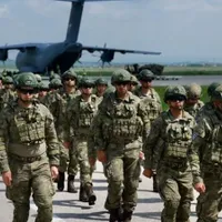 Soldați ajunși în Kosovo - Foto: Twitter/ Oana Lungescu