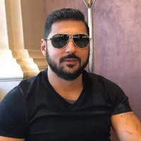 Interlopul de TikTok Fane Văncică a trezit un bloc întreg pentru că era live și zbiera Foto: Facebook