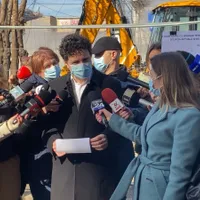 Nicușor Dan a anunțat că au fost demarate procedurile de reabilitare a 40 de kilometri de conductă din reţeaua de termoficare a Capitalei/FOTO: Facebook/Nicușor Dan