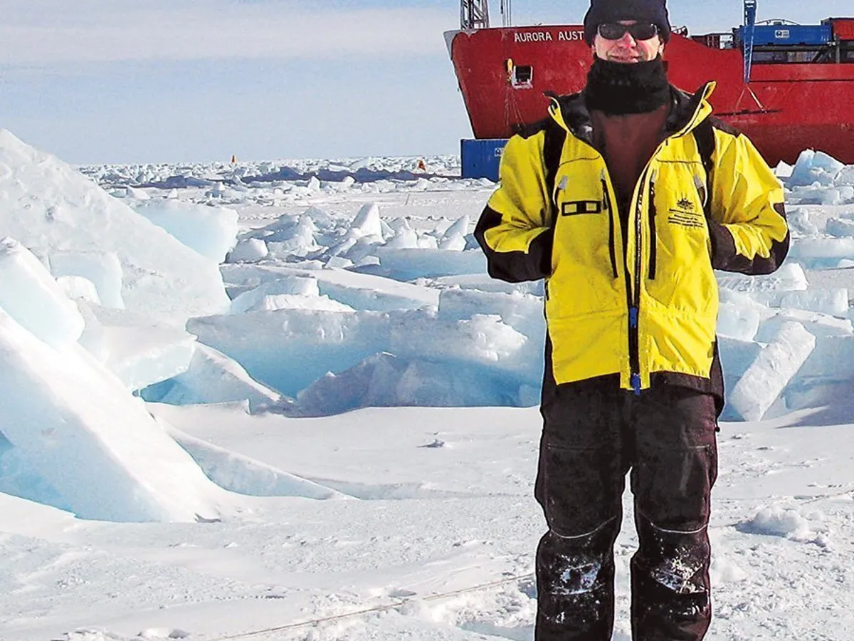 Markus studiază calotele glaciare