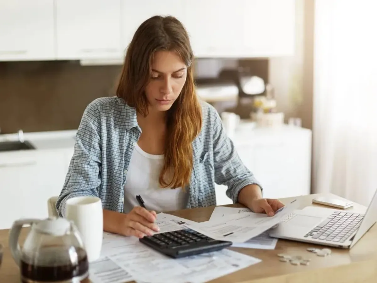 Gură de oxigen, pentru firmele „repetente” la actualizarea codurilor CAEN. Până când a fost prelungit termenul - Foto: Freepik/wayhomestudio (Imagine cu rol ilustrativ)