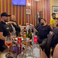 Interlopul Vali Nebunu promovează un canal Youtube pentru copii cu ajutorul lui Florin Salam și Leo de la Kuweit Foto: Facebook