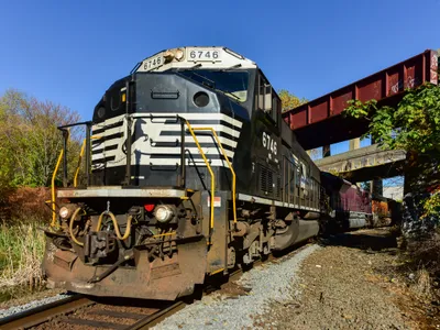 Tren de marfă în SUA - Foto: Freepik (imagine cu rol ilustrativ)