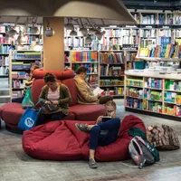 Lectura este necesară pentru toate vârstele - FOTO: Pexels