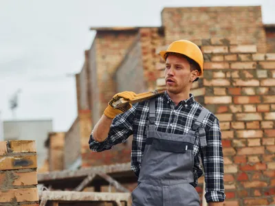 Muncitor în construcții - Foto: Freepik