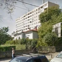 Vrea să-şi dărâme casa cu vedere la bulevardul din Copou, dar nu i se dă voie/FOTO: ziaruldeiasi.ro