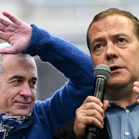 Medvedev, care amenință de 3 ani România cu apocalipsa nucleară îi ia apărarea lui Călin Georgescu - Foto: Profimedia images