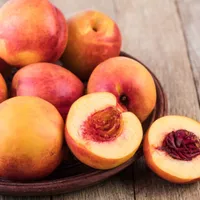 Nectarine din magazinele din țară retrase de la vânzare de ANPC. Unde și ce nereguli s-au descoperit - Foto: Istock / imagine cu rol ilustrativ