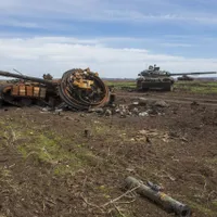 Forțele ucrainene anunță că au distrus o coloană de 12 km de tancuri rusești în drum spre Izium/FOTO: Twitter/Nexta