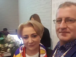 Ex-primarul Davidescu alături de doamna premier Dăncilă Foto: Facebook