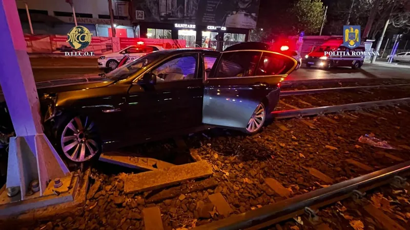 Dealeri de droguri, prinși în București. Șoferul nu avea permis și a intrat cu mașina într-un stâlp - Foto: Poliția - DIICOT
