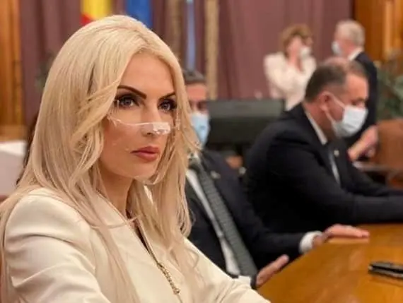 Laura Vicol, contestată de mai mulți politicieni. FOTO: Facebook