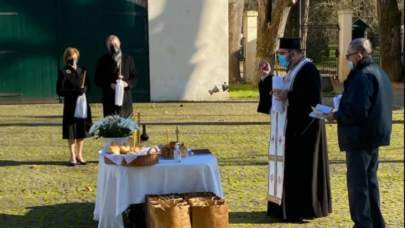 sursă Familia Regala a Romaniei