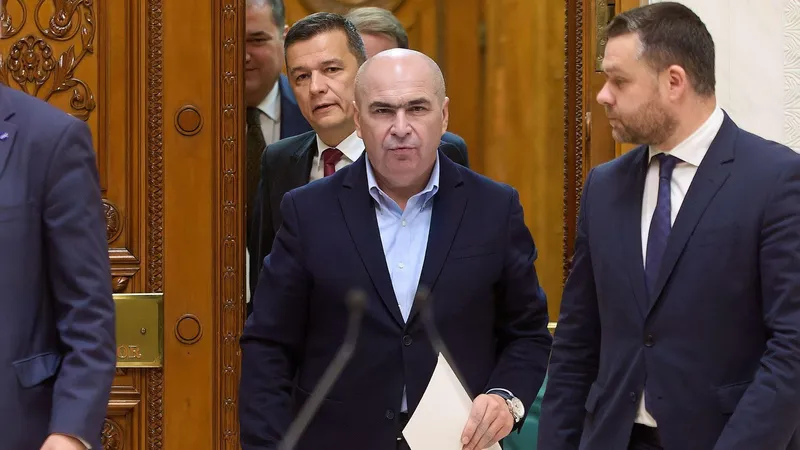 Scandal pe reducerea posturilor din primării. Bugetari trimiși să „combată sărăcia” la Miami - Foto: Profimedia images