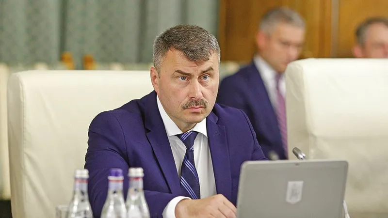 FILIERĂ Secretarul de stat la Agricultură Daniel Dumitru Botănoiu l-a luat consilier pe Iacob Lelior, cel care l-a angajat pe ginerele ministrului Daea - Foto: INQUAM PHOTOS/Octav Ganea