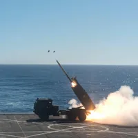 VIDEO HIMARS a zdrobit coloana și cartierul general al rușilor lângă podul Antonivski din Herson - FOTO: Profimedia