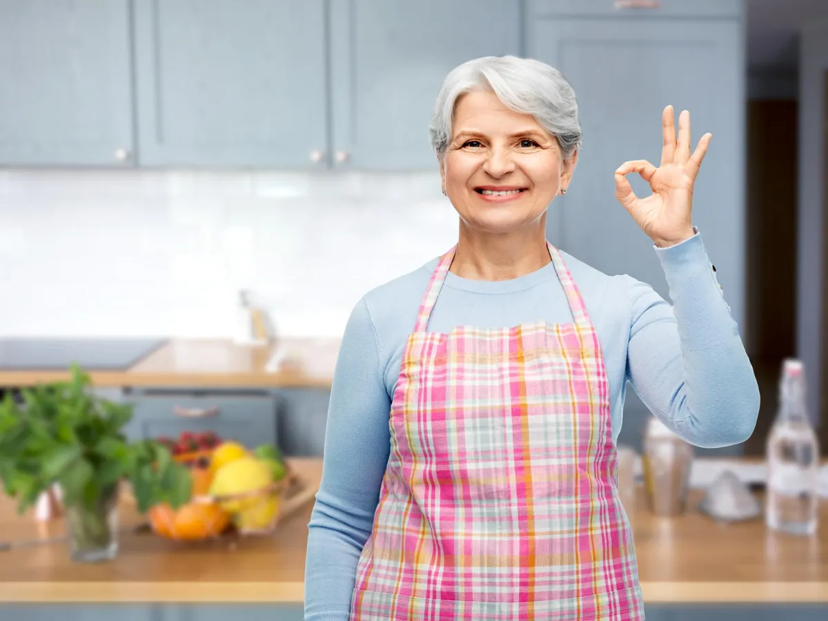 Pensionară la pensie - Foto: Freepik