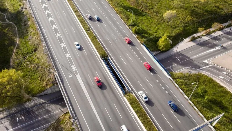 În Ungaria, pe un tronson de autostradă vignieta va costa de 15 ori mai puţin ca în România - Foto: Freepik/CC0