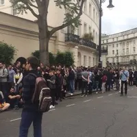 Români stând la coadă pentru a vota în Londra/Foto: Facebook